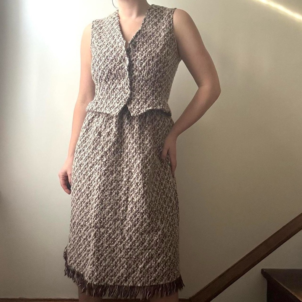 70’s vintage brown, pink, white tweed John Meyer 2 piece matching set skirt suit